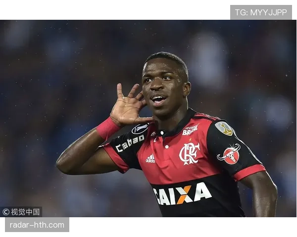 维尼修斯社交媒体影响力持续扩大,成年轻球迷新宠 维尼修斯社交媒体影响力持续扩大,成年轻球迷新宠