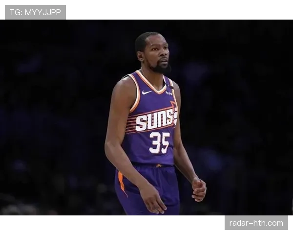 刷到凯文·杜兰特随手戴的那条项链价格，我默默把银行卡藏起来